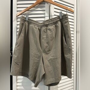 lululemon athletica Men's Athletic Shorts in khaki olive 7 long